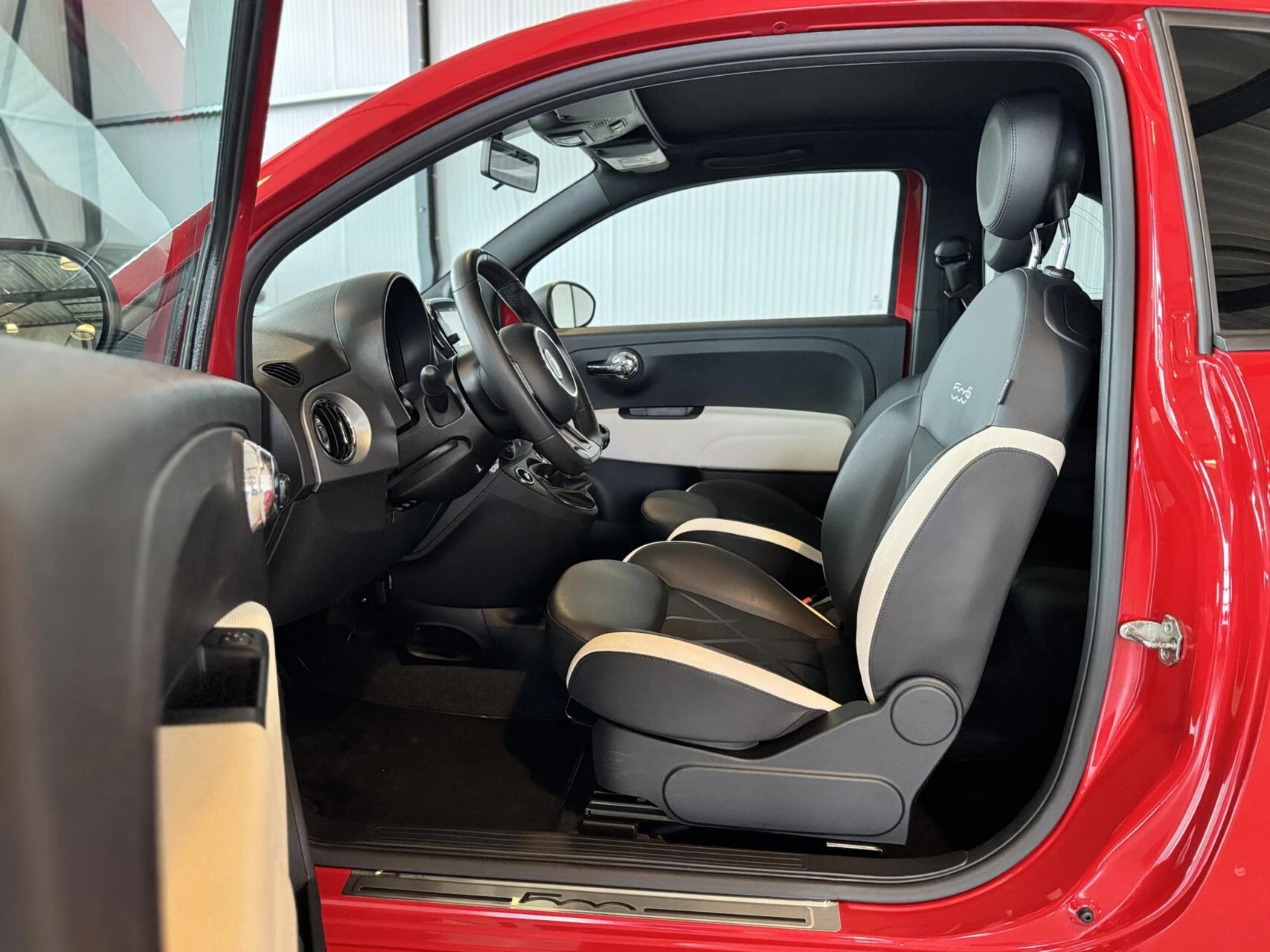 Hoofdafbeelding Fiat 500C