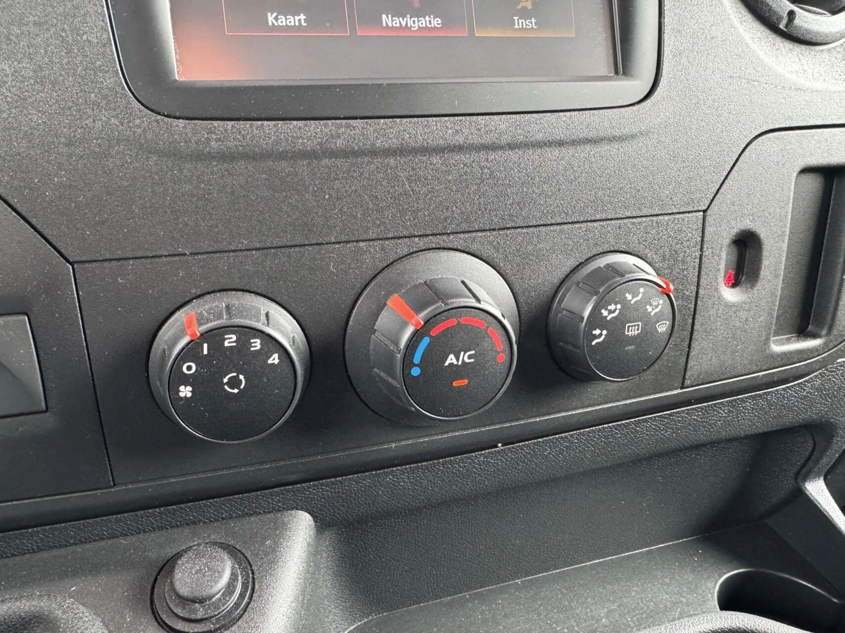 Hoofdafbeelding Nissan NV400