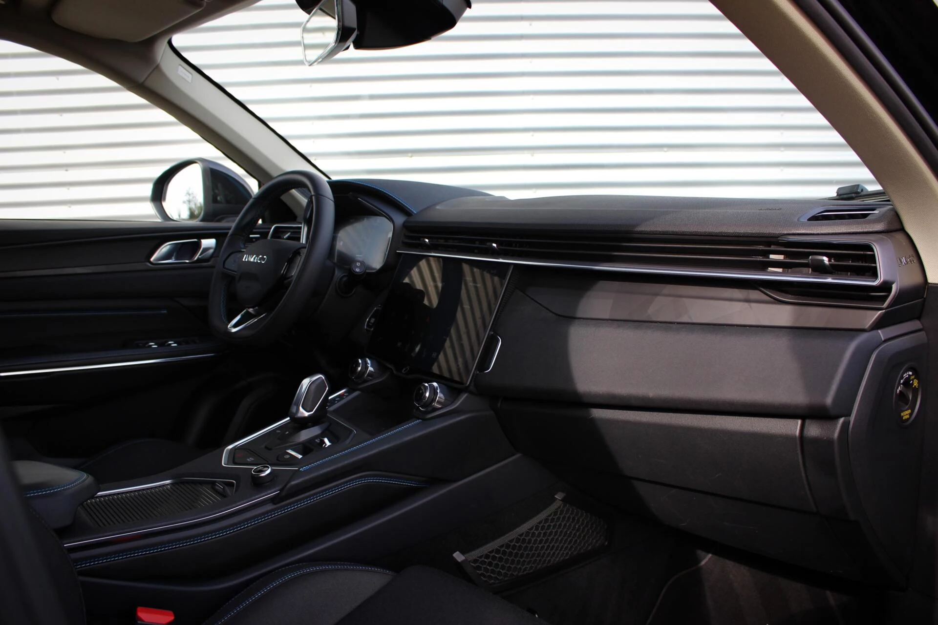 Hoofdafbeelding Lynk & Co 01