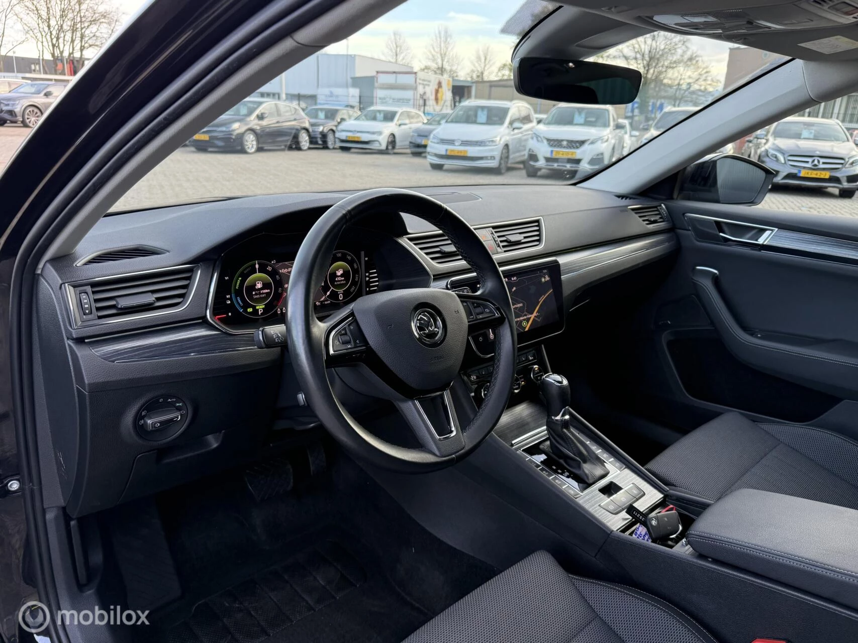 Hoofdafbeelding Škoda Superb