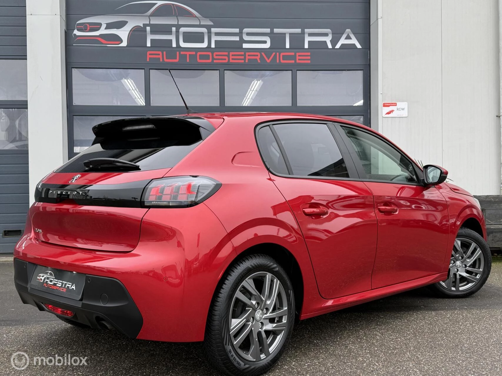 Hoofdafbeelding Peugeot 208