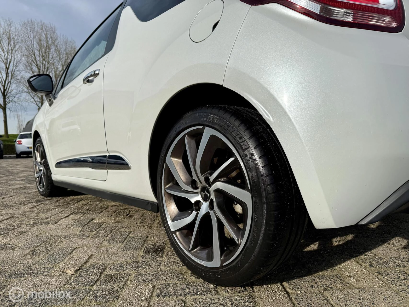 Hoofdafbeelding DS DS 3