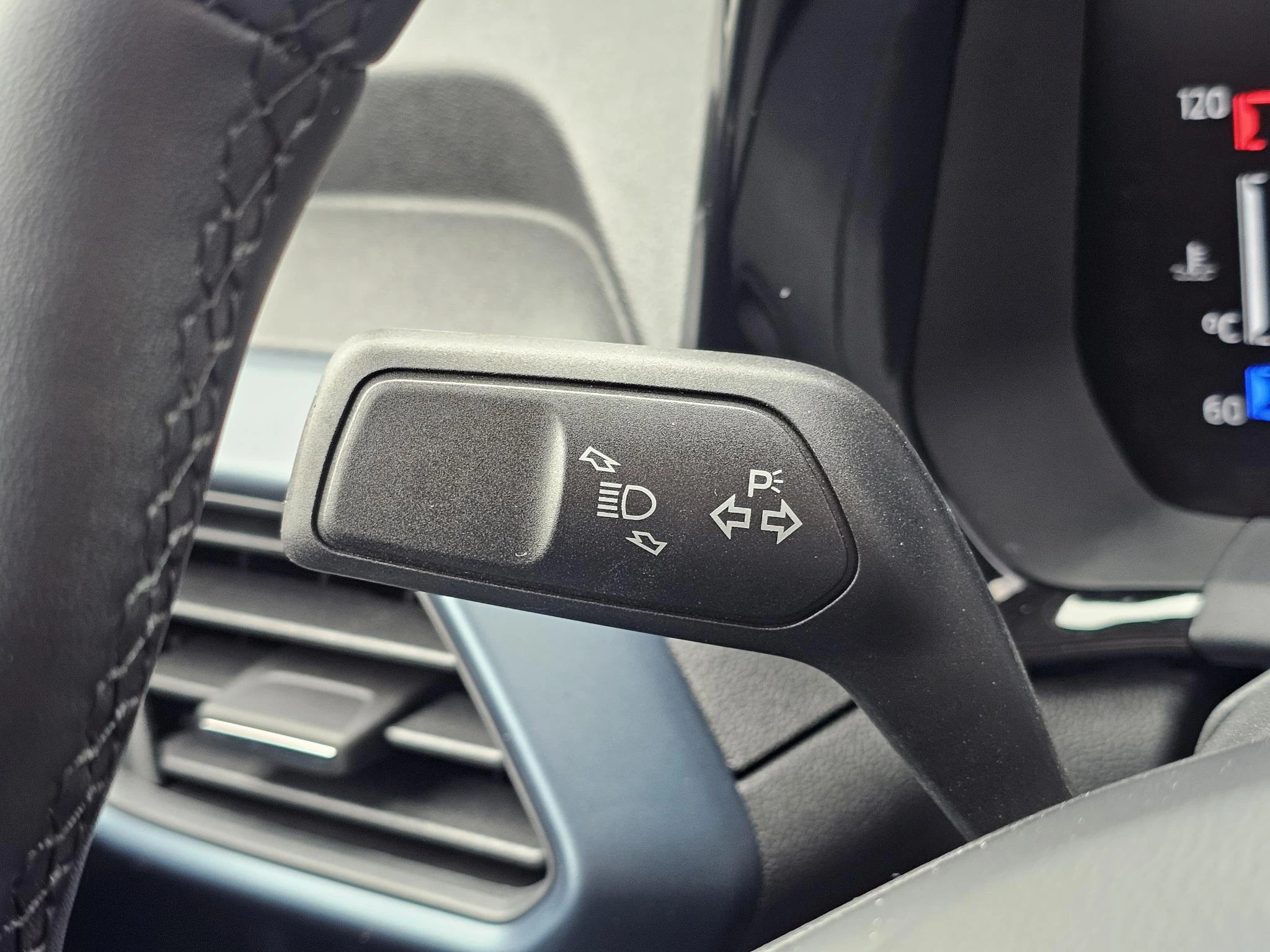 Hoofdafbeelding Ford Transit Courier