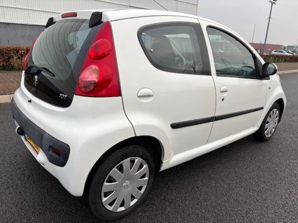 Hoofdafbeelding Peugeot 107