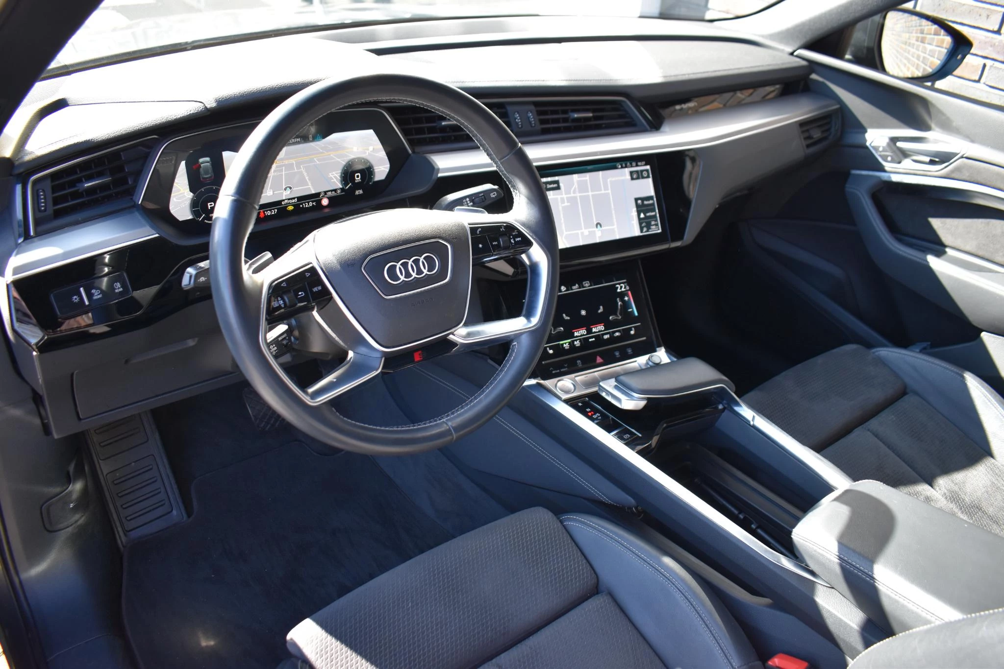 Hoofdafbeelding Audi e-tron