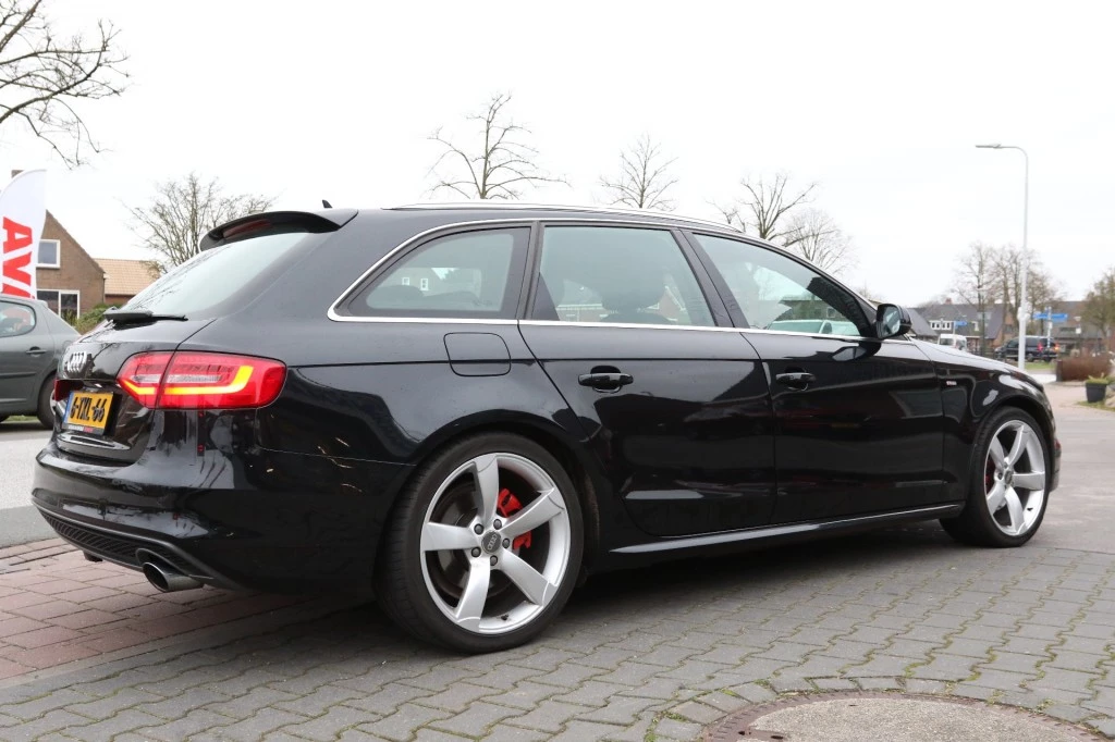 Hoofdafbeelding Audi A4