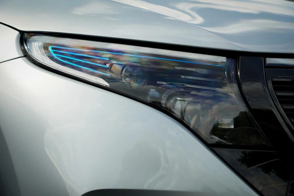 Hoofdafbeelding Mercedes-Benz EQC