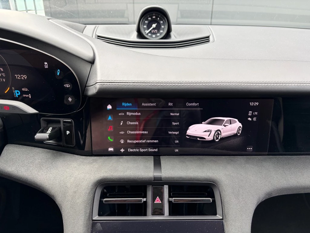 Hoofdafbeelding Porsche Taycan