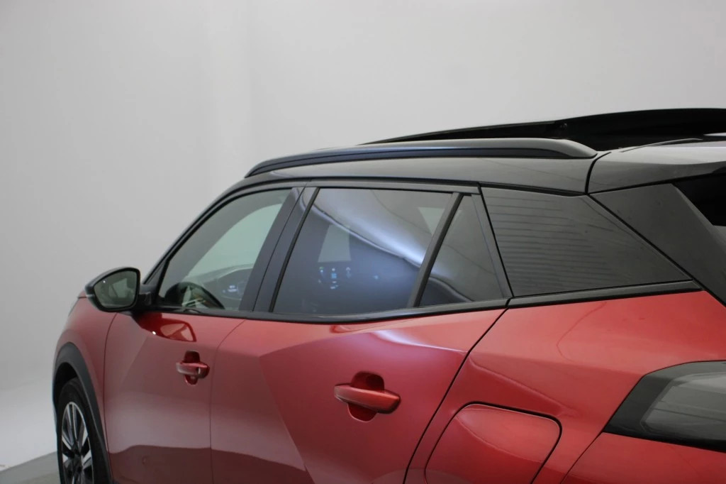 Hoofdafbeelding Peugeot e-2008