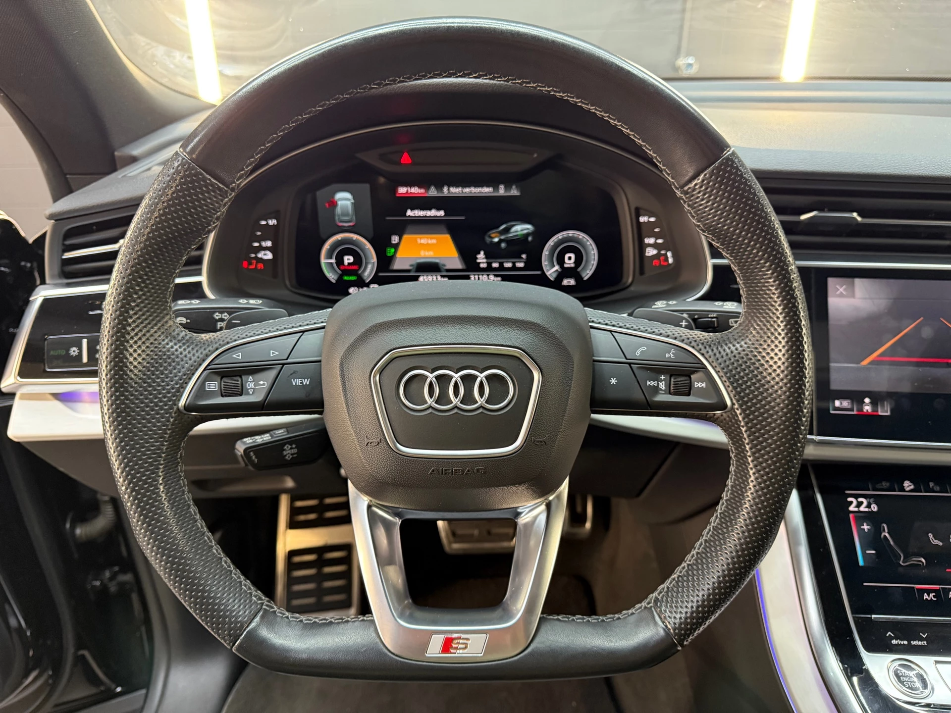 Hoofdafbeelding Audi Q8