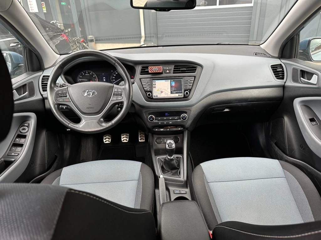 Hoofdafbeelding Hyundai i20