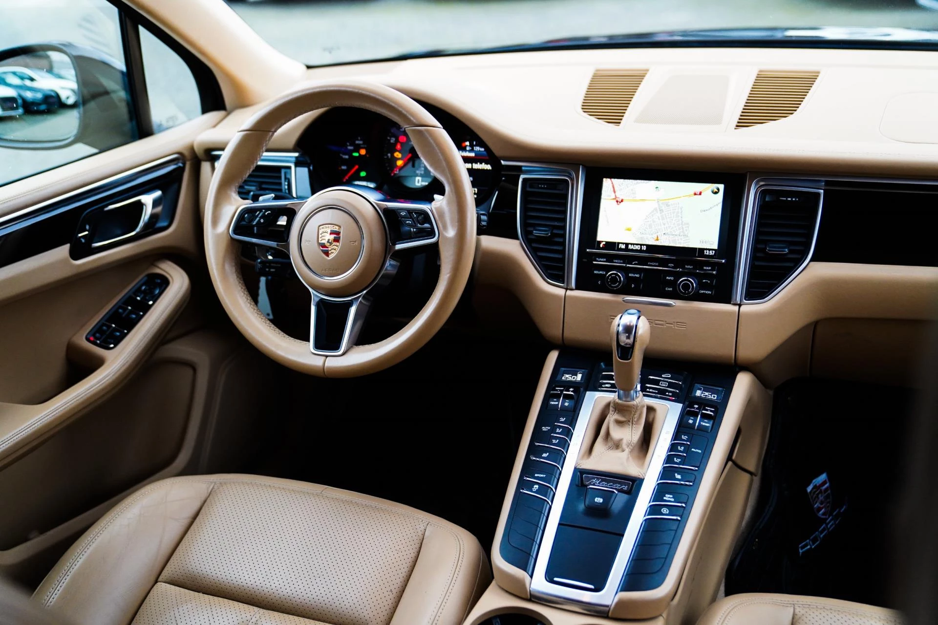 Hoofdafbeelding Porsche Macan