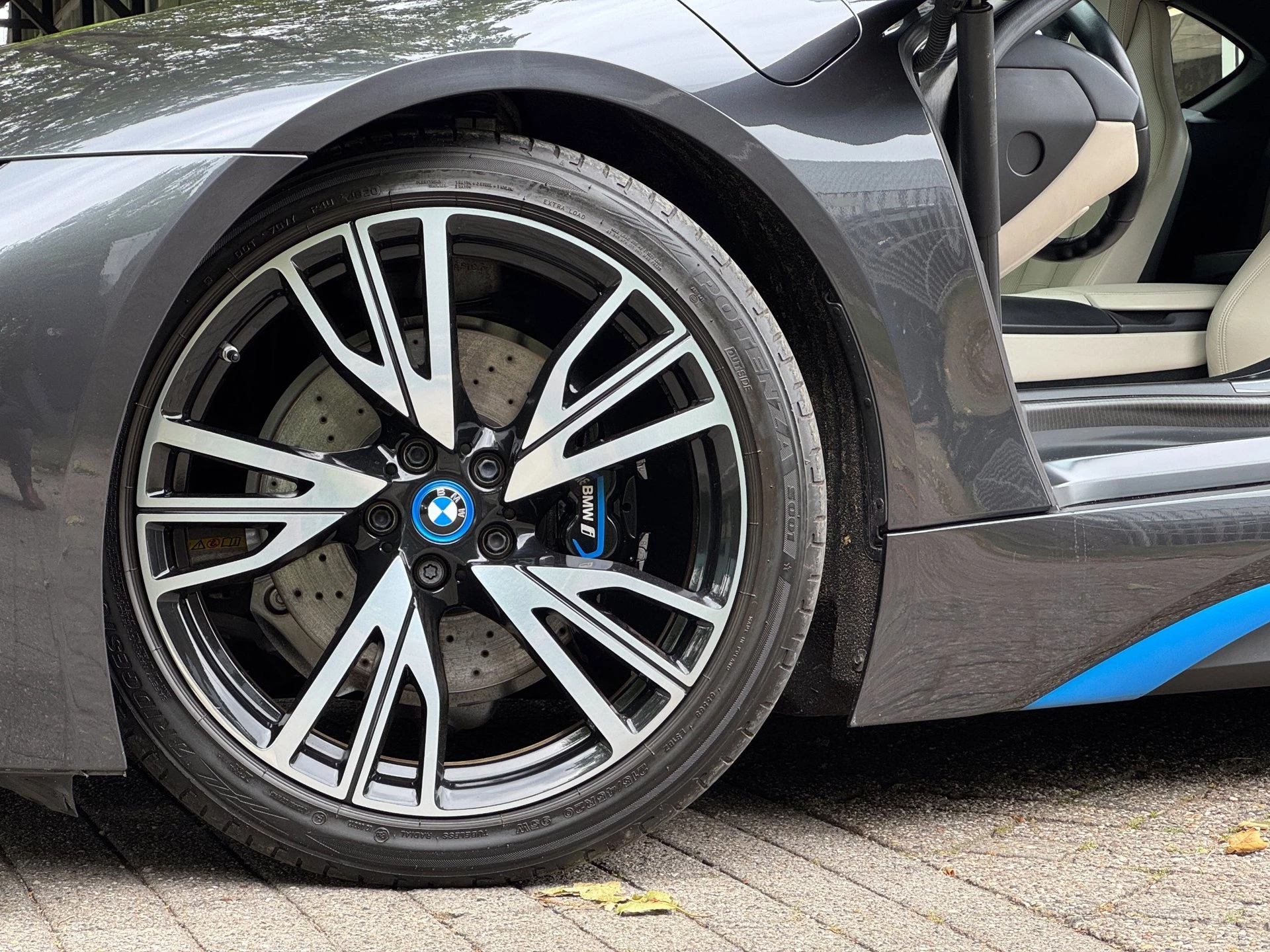 Hoofdafbeelding BMW i8