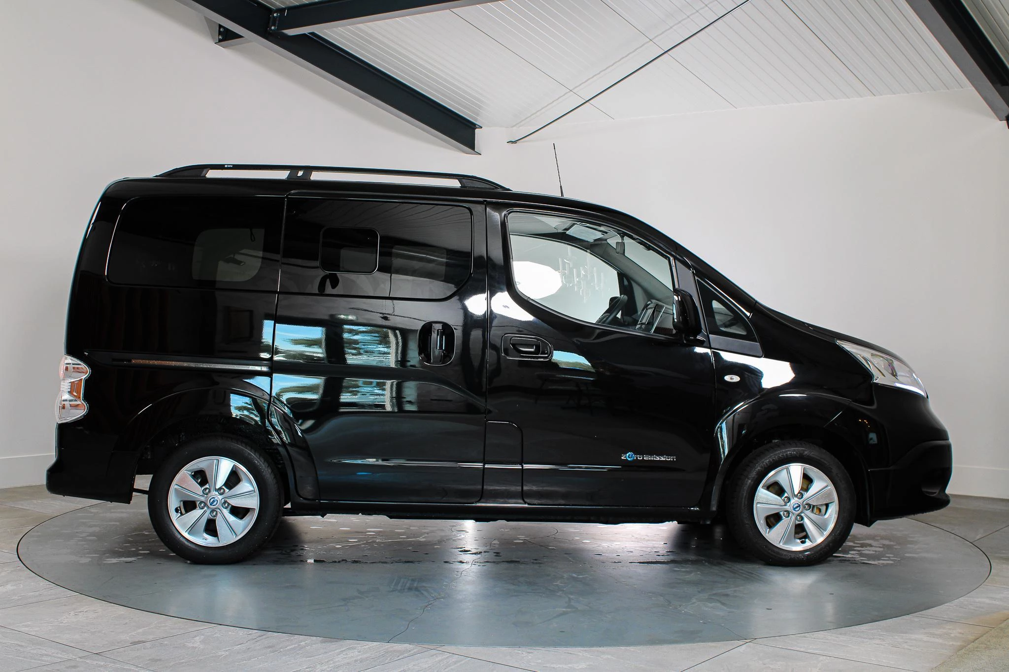 Hoofdafbeelding Nissan e-NV200