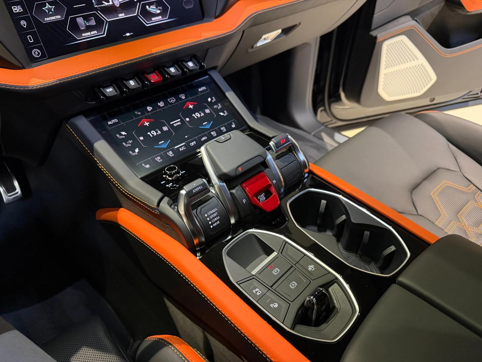 Hoofdafbeelding Lamborghini Urus