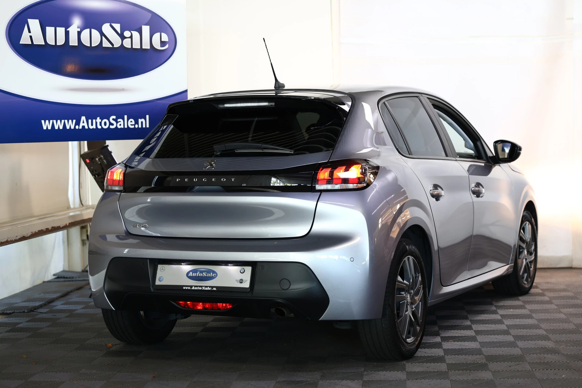 Hoofdafbeelding Peugeot 208