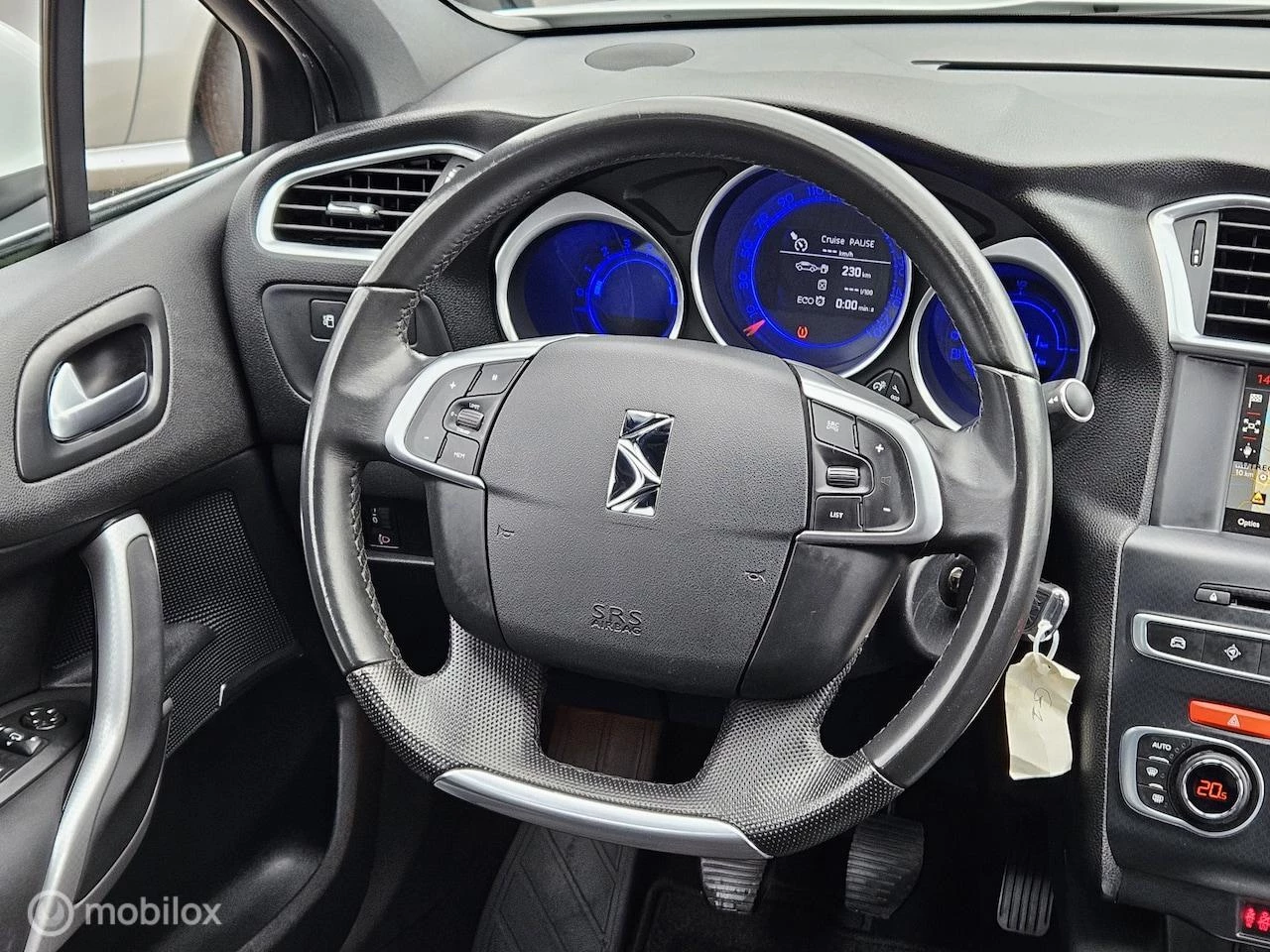 Hoofdafbeelding DS DS 4