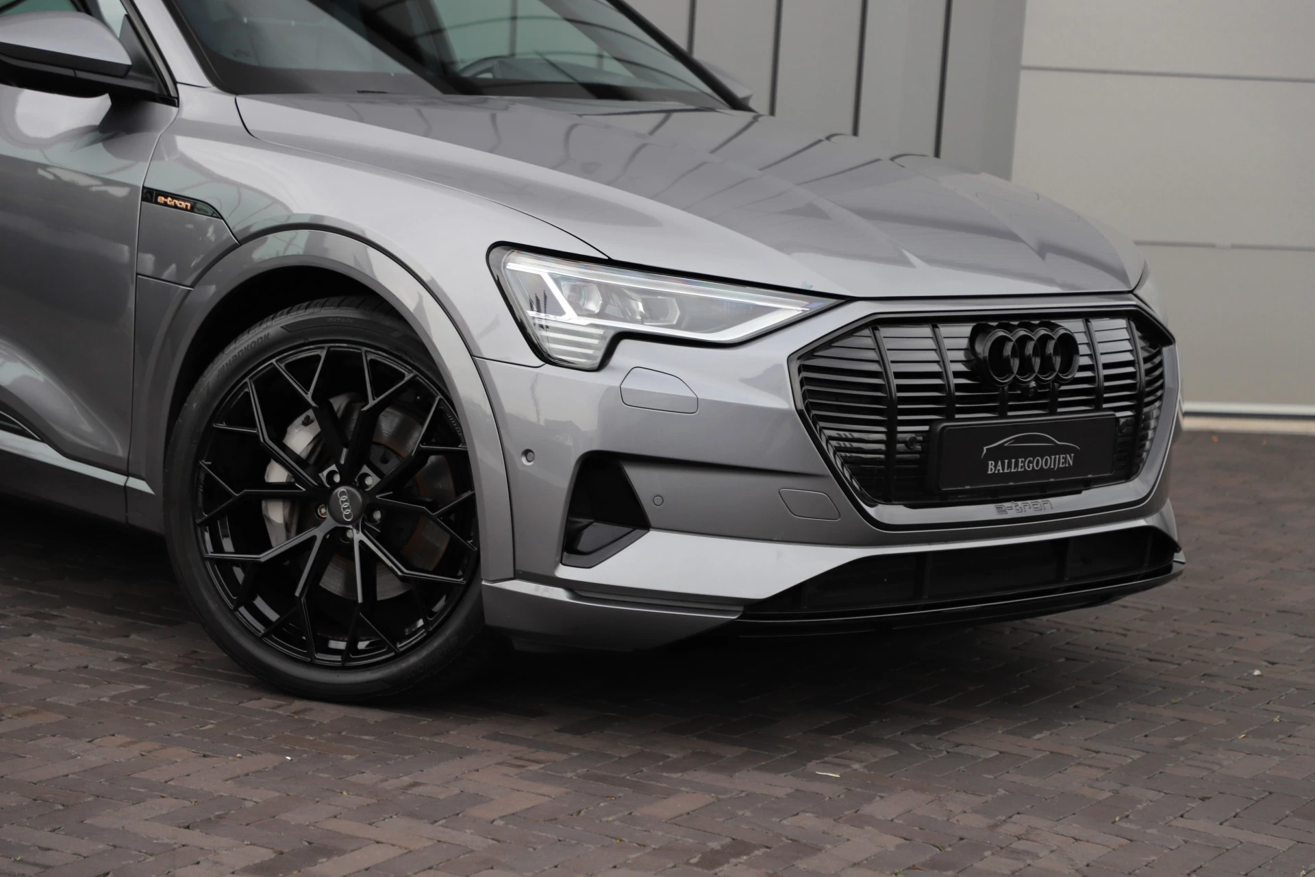 Hoofdafbeelding Audi e-tron