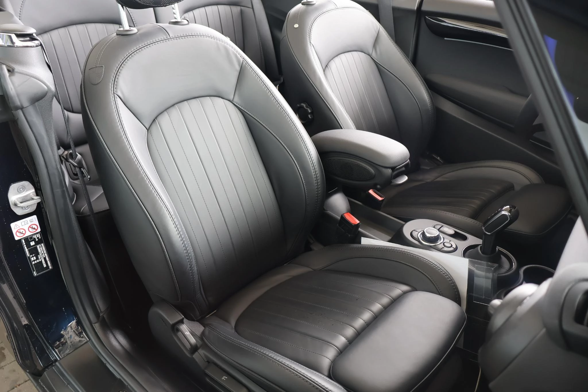 Hoofdafbeelding MINI Cabrio