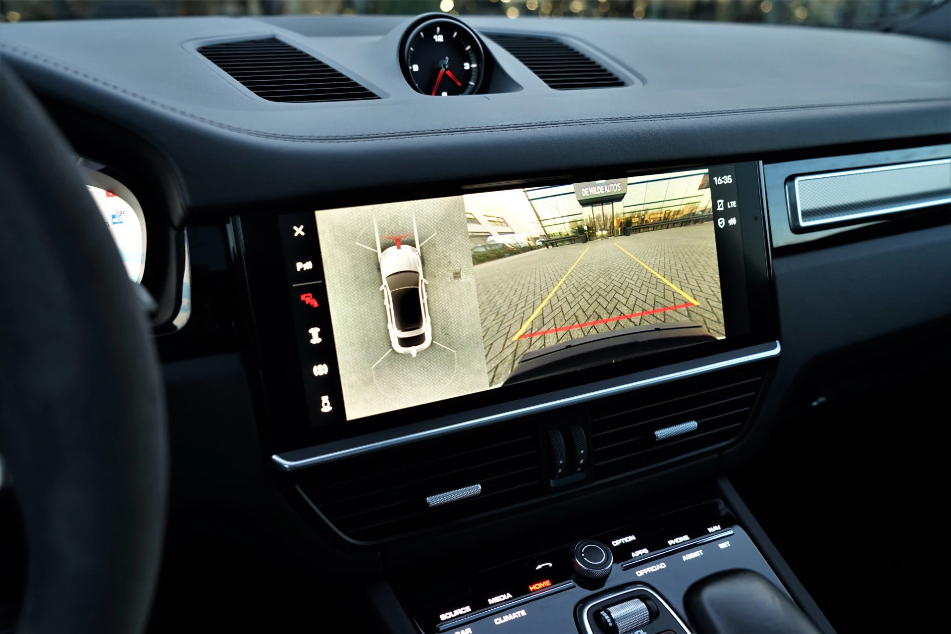 Hoofdafbeelding Porsche Cayenne