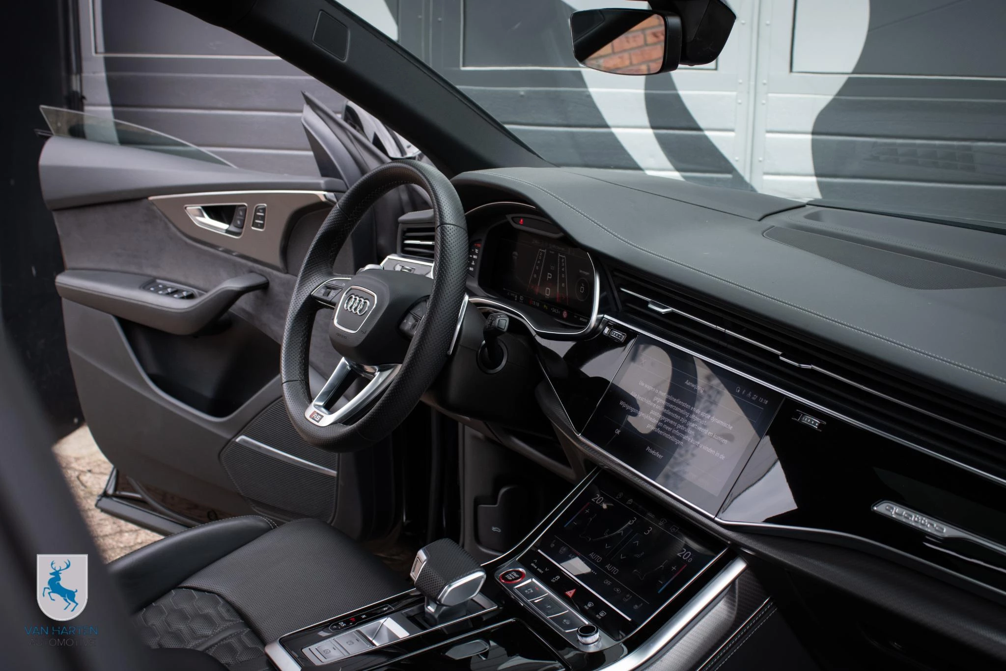 Hoofdafbeelding Audi Q8