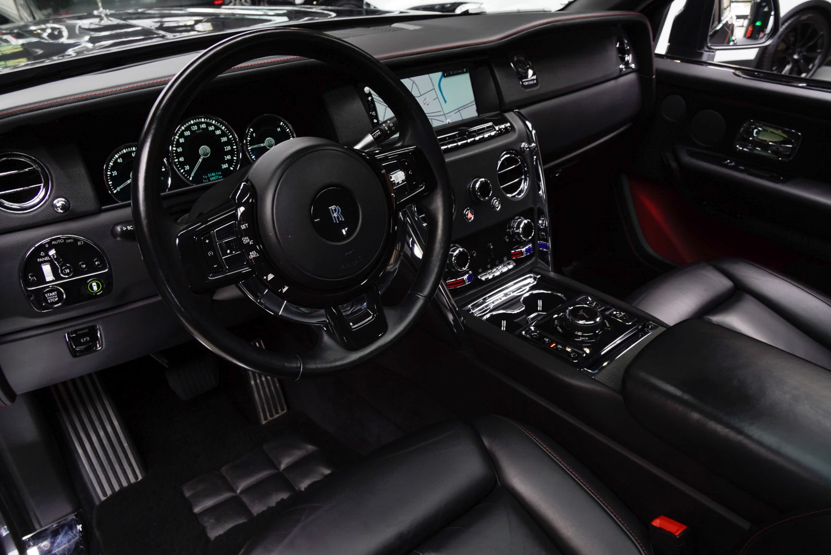 Hoofdafbeelding Rolls-Royce Cullinan