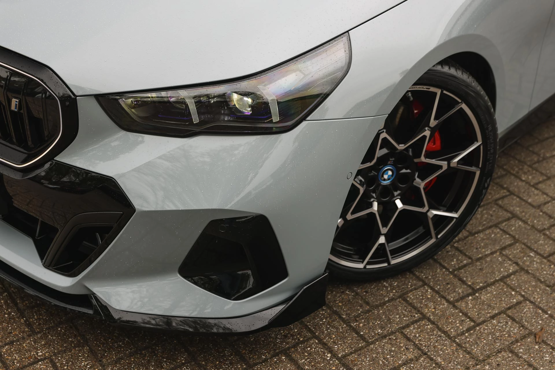 Hoofdafbeelding BMW i5