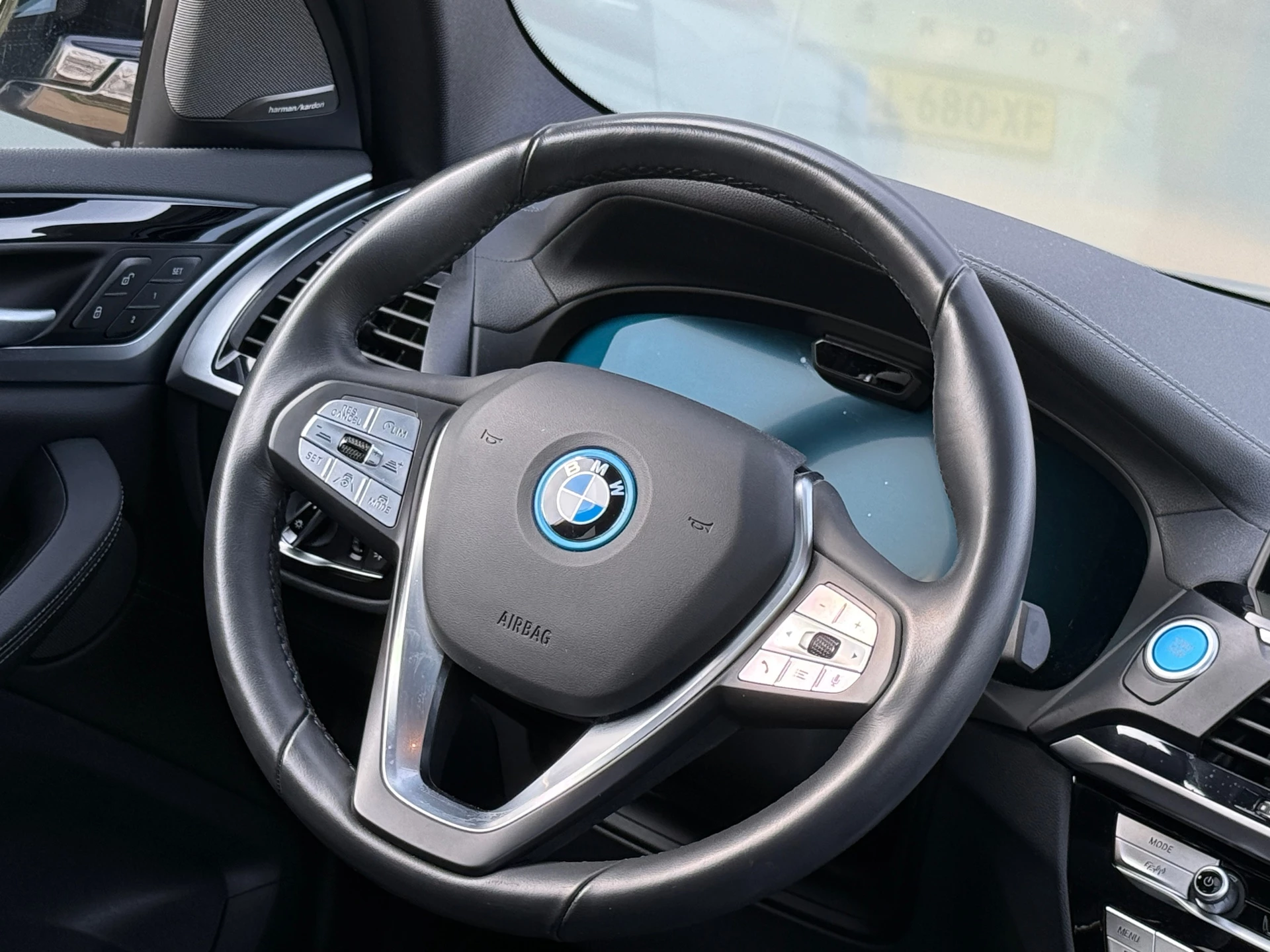 Hoofdafbeelding BMW iX3