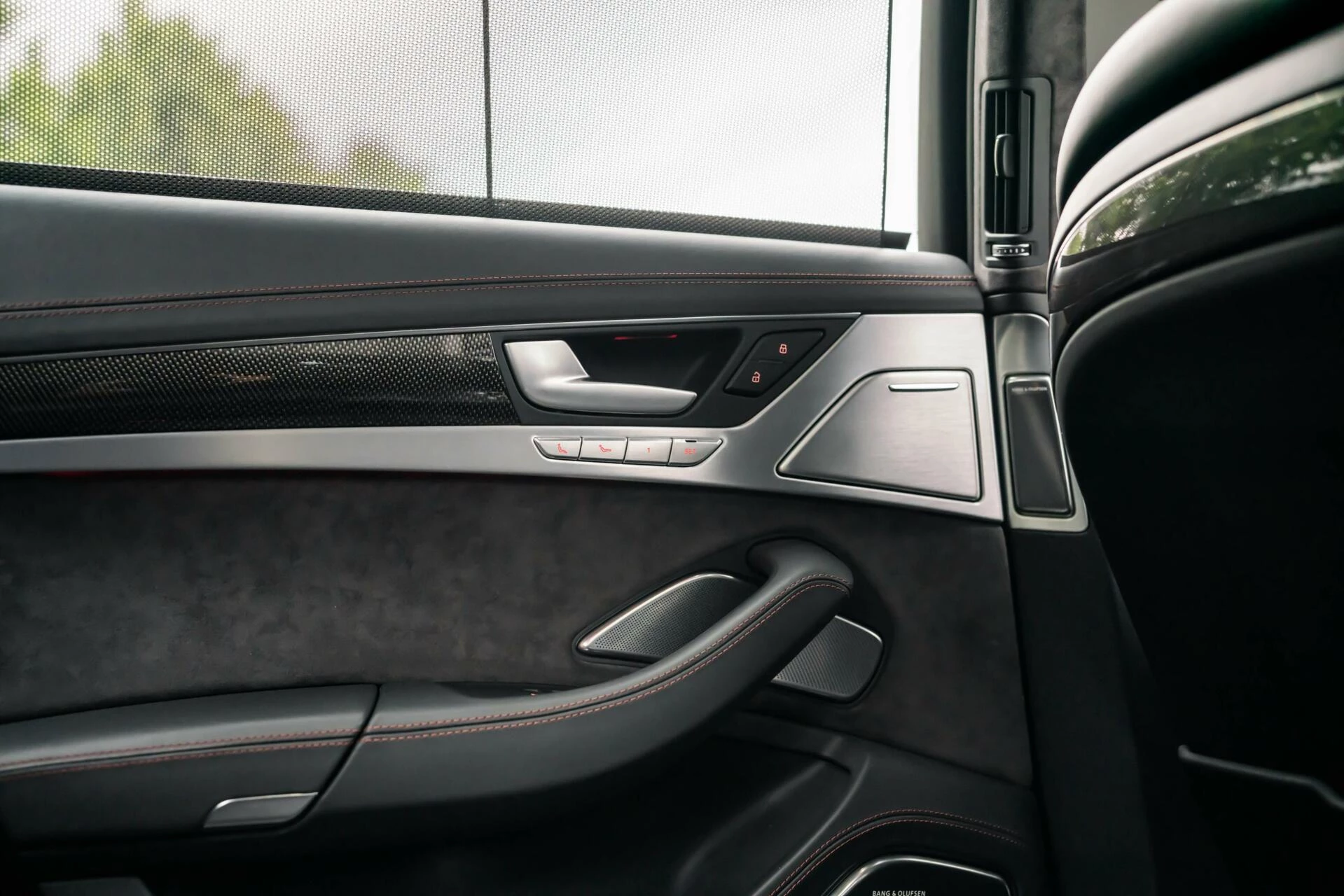 Hoofdafbeelding Audi S8