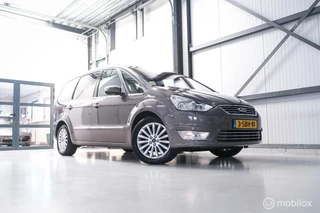 Ford Galaxy 1.6 SCTi Platinum | 7 persoons | Panorama | trekhaak | alcantara | Navigatie | NL auto NAP |
