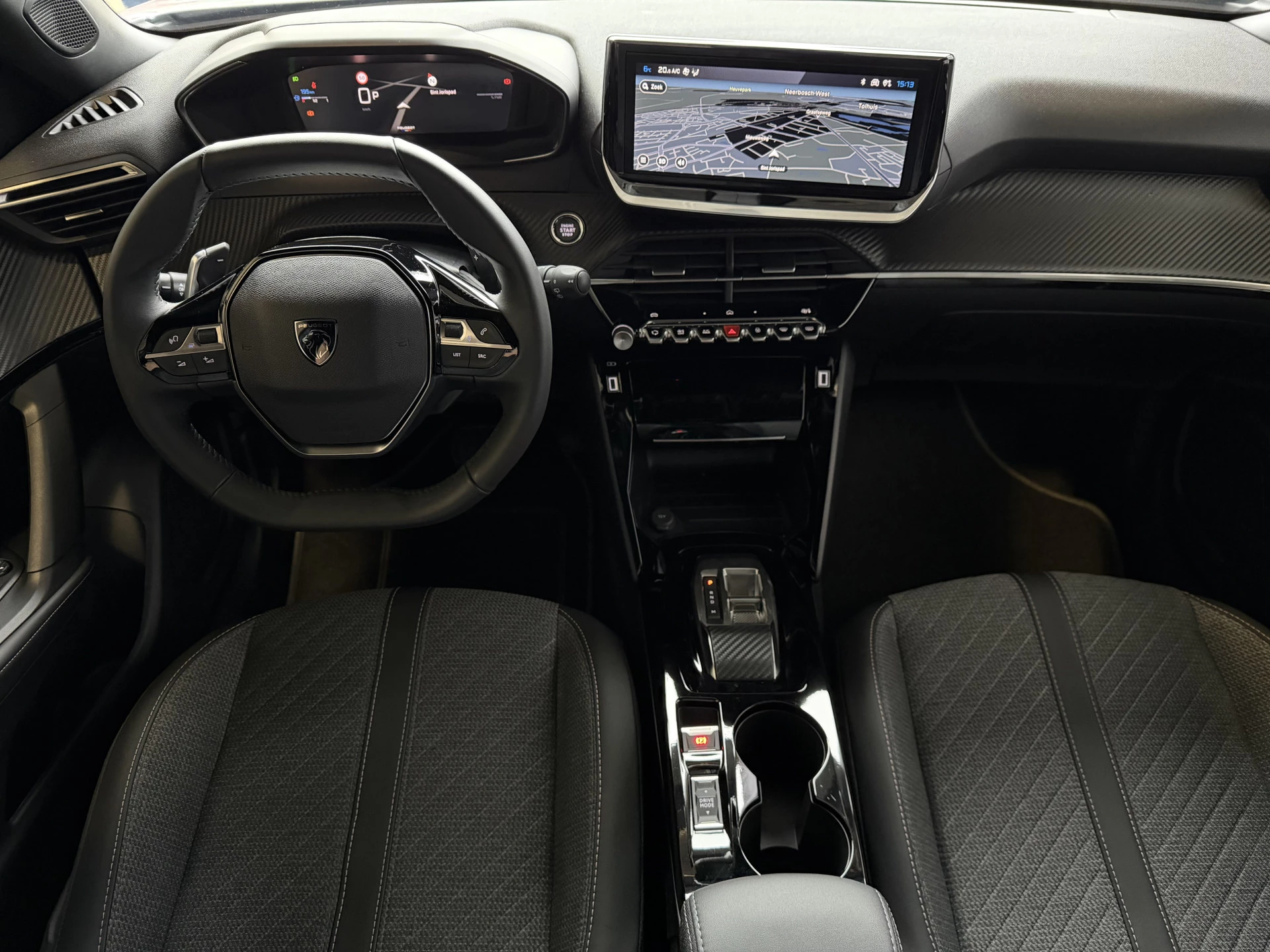 Hoofdafbeelding Peugeot 2008