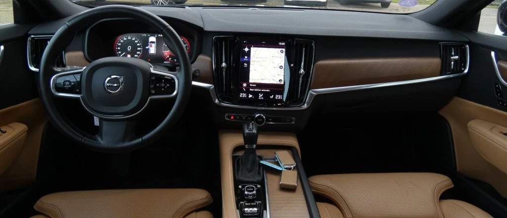 Hoofdafbeelding Volvo V90