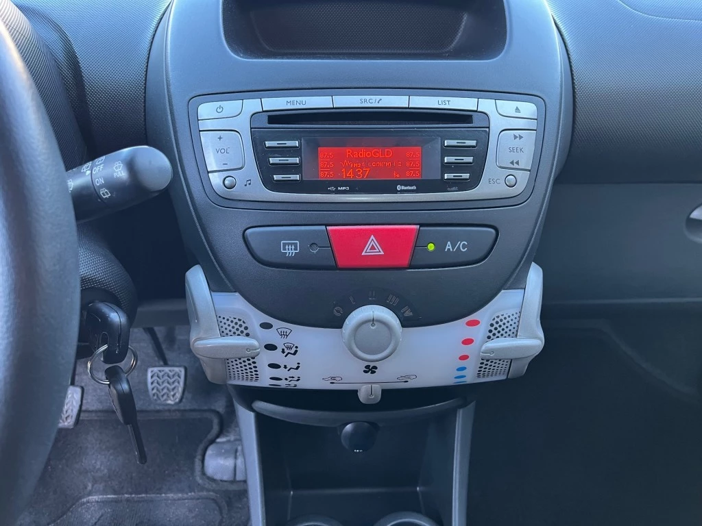 Hoofdafbeelding Peugeot 107