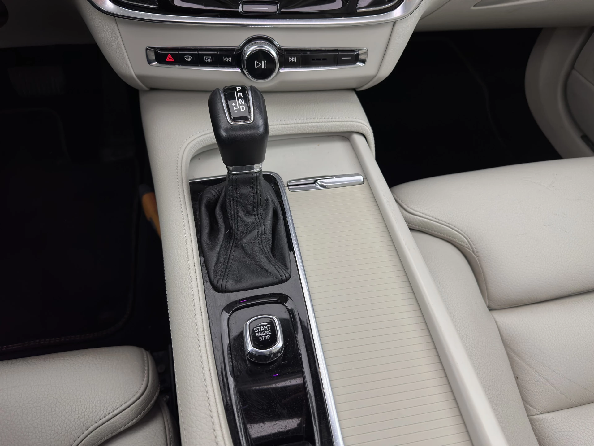 Hoofdafbeelding Volvo S90