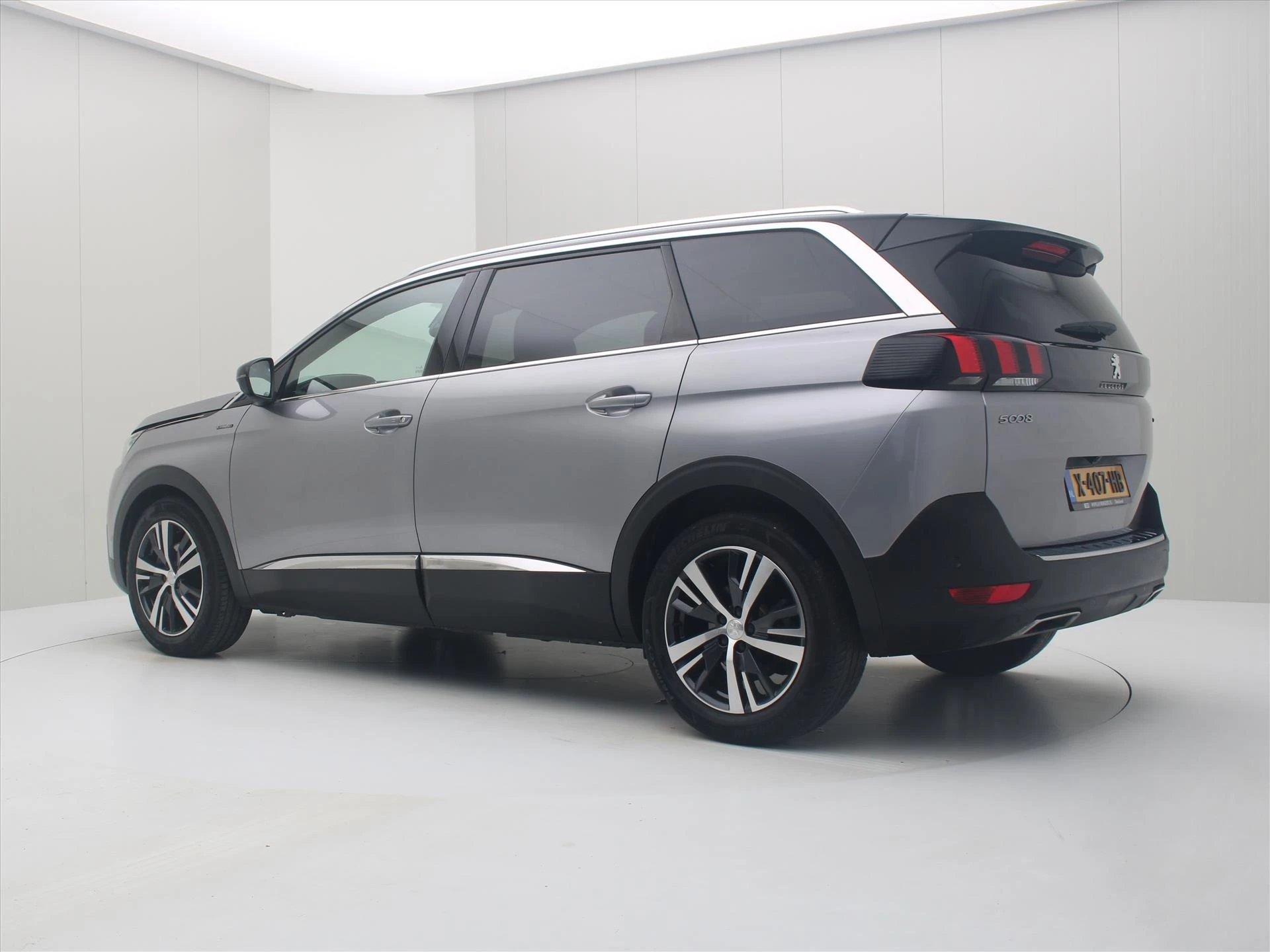 Hoofdafbeelding Peugeot 5008