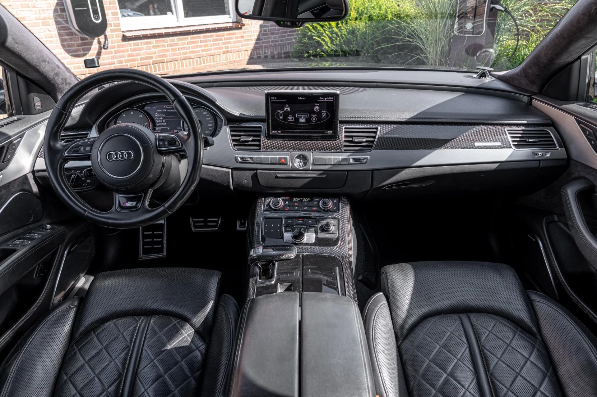 Hoofdafbeelding Audi S8