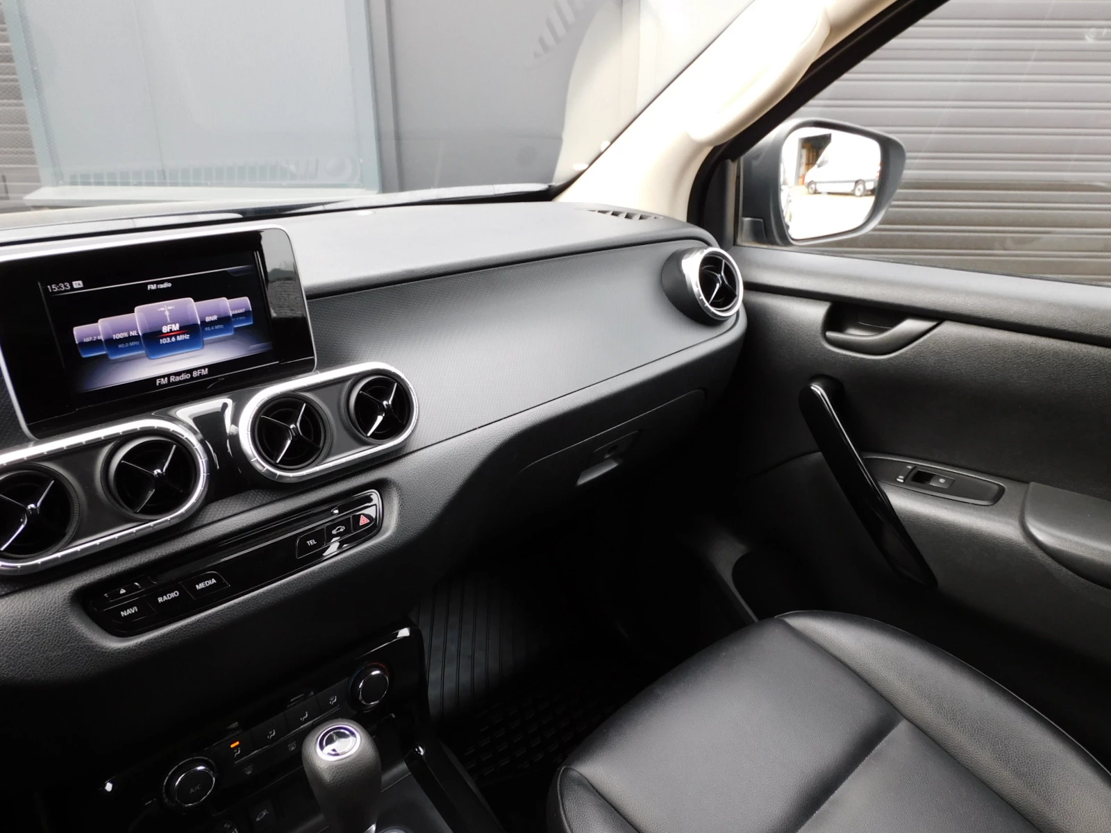 Hoofdafbeelding Mercedes-Benz X-Klasse