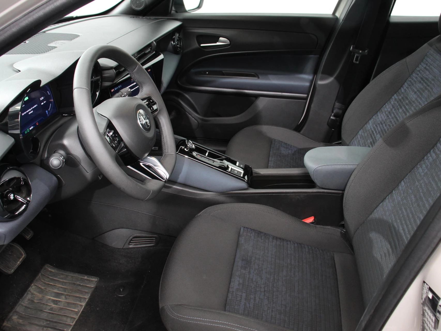 Hoofdafbeelding Alfa Romeo Junior