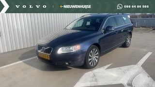 Hoofdafbeelding Volvo V70 Volvo V70 1.6 T4 Limited Edition | Leder | Stoelverwarming | Dakrails | High Performance Audio | Reservewiel | Xenon koplampen | Licht metalen velgen |