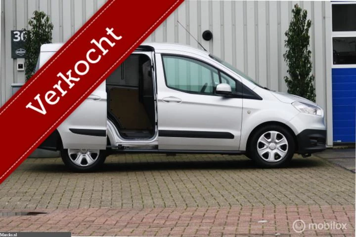Hoofdafbeelding Ford Transit Courier
