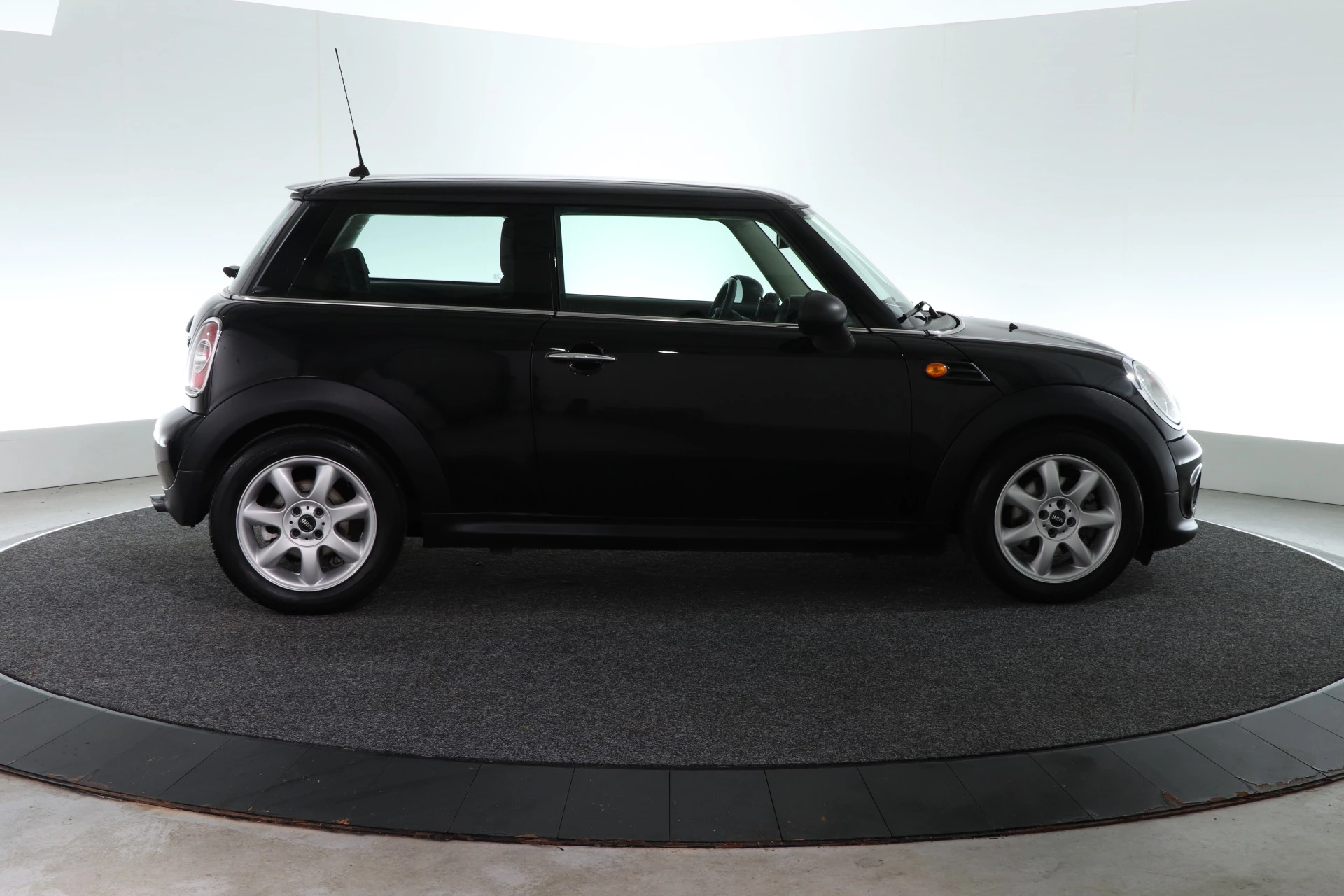 Hoofdafbeelding MINI One