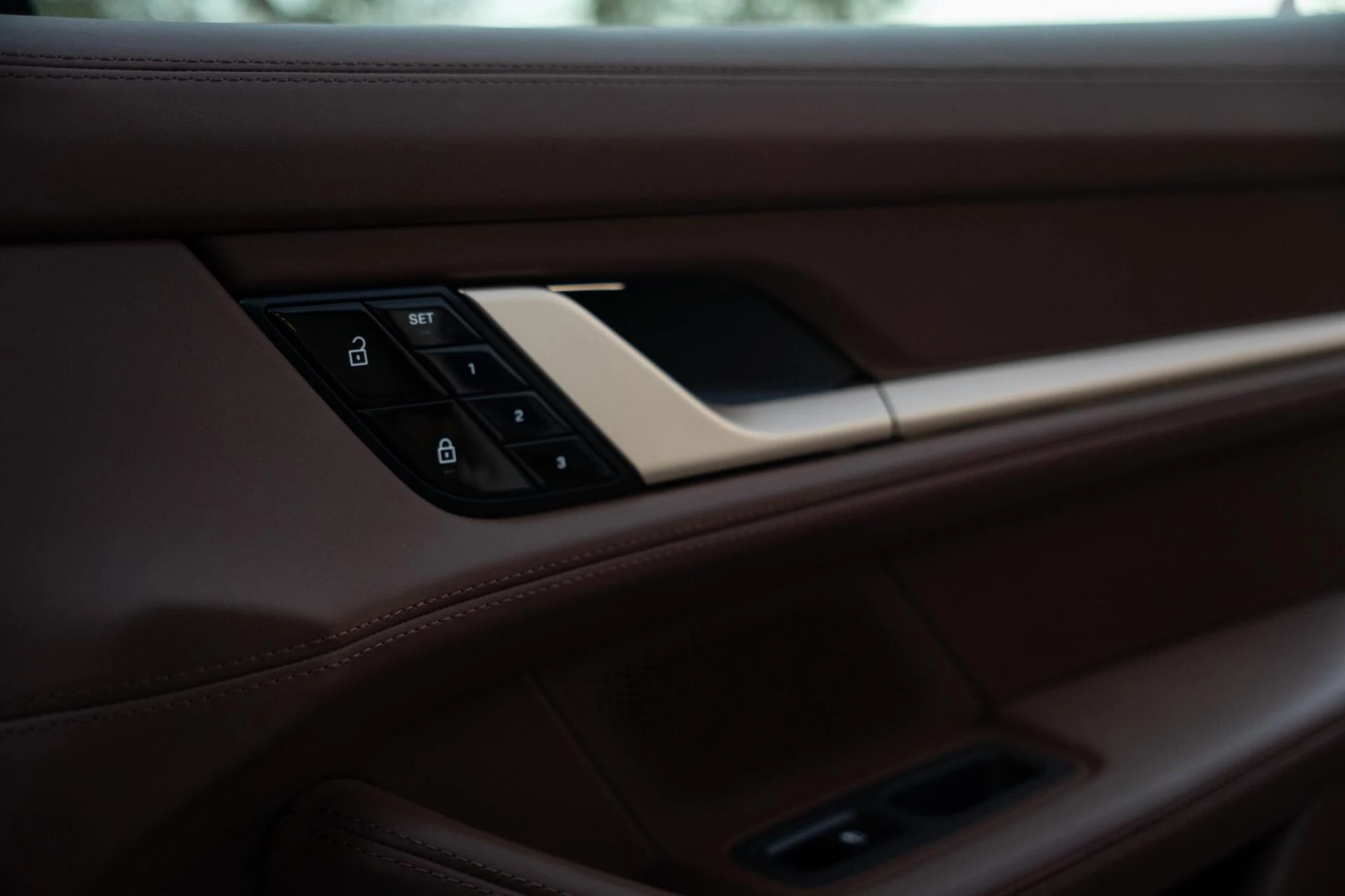 Hoofdafbeelding Porsche Taycan