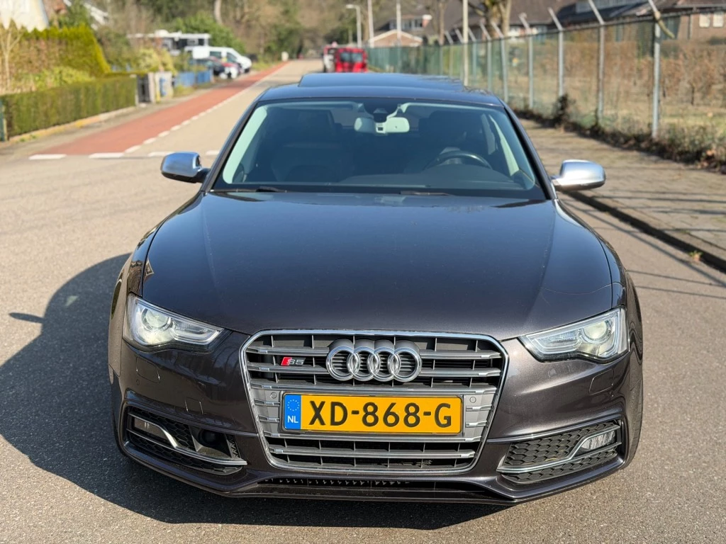 Hoofdafbeelding Audi S5