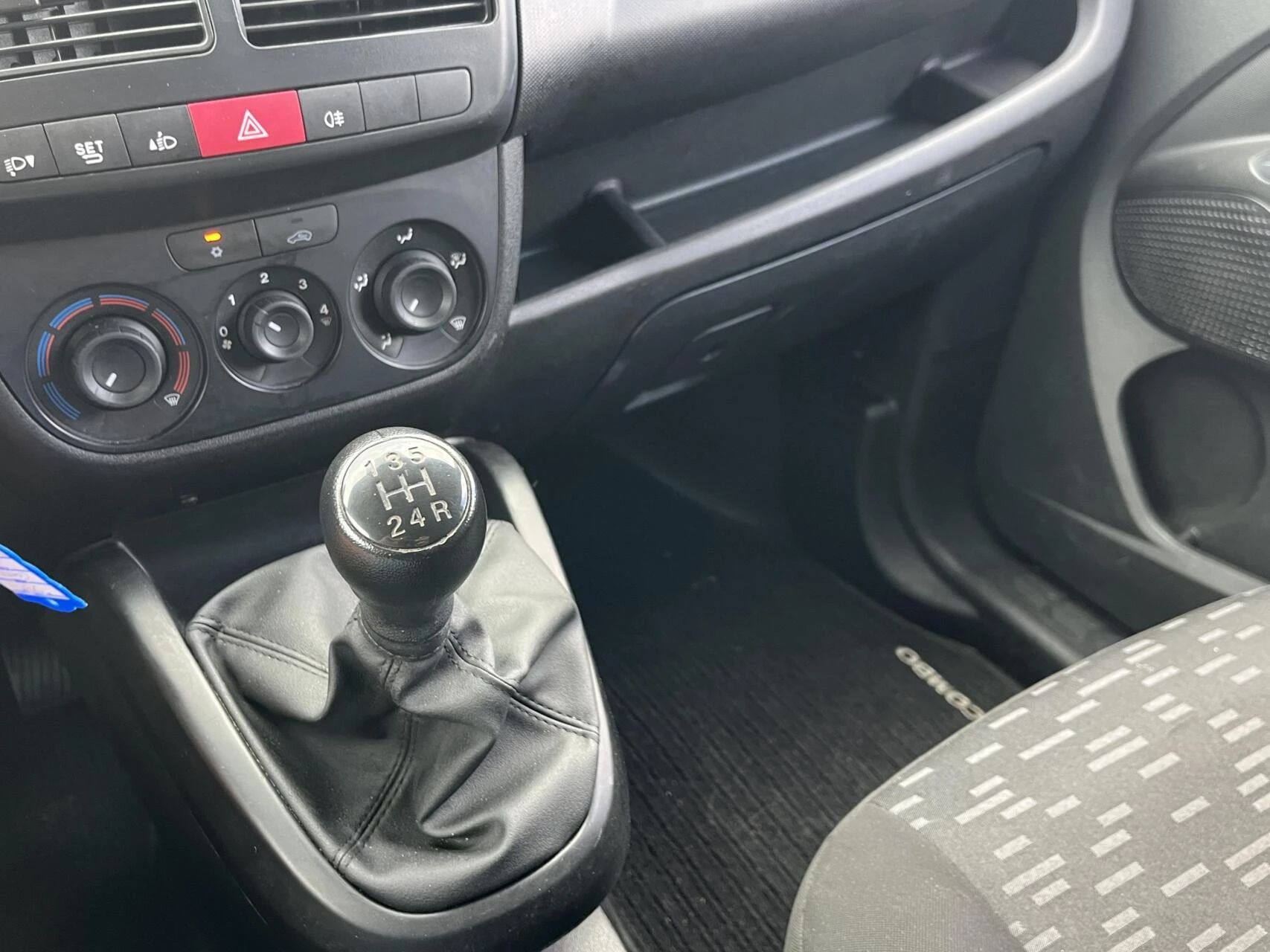 Hoofdafbeelding Opel Combo