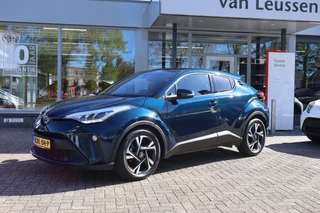 Toyota C-HR 1.8 HYBRID STYLE STOELVERWARMING AD-CRUISE KEYLESS CAMERA PARK-SENSOREN LM-VELGEN