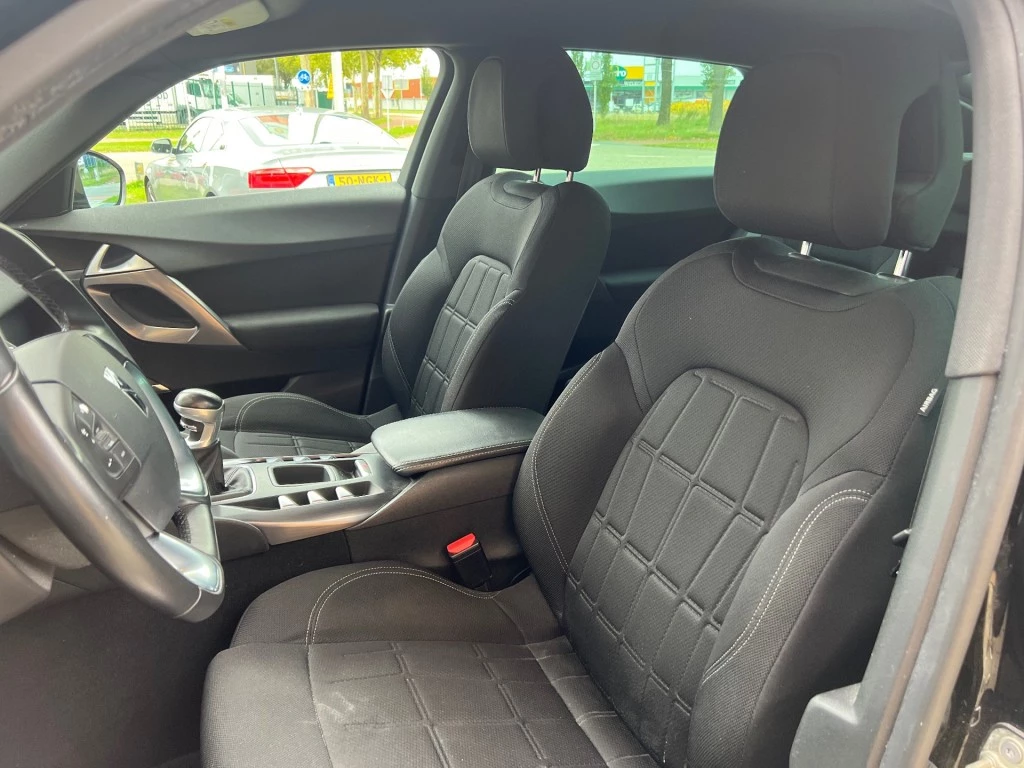 Hoofdafbeelding DS DS 5