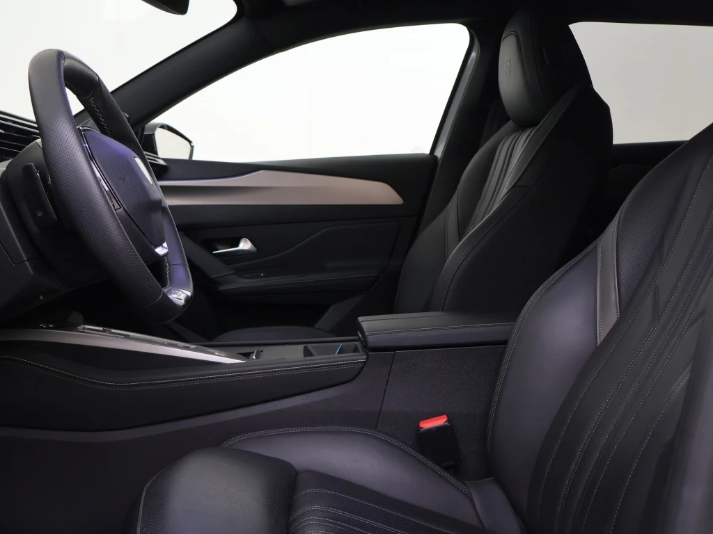 Hoofdafbeelding Peugeot 408