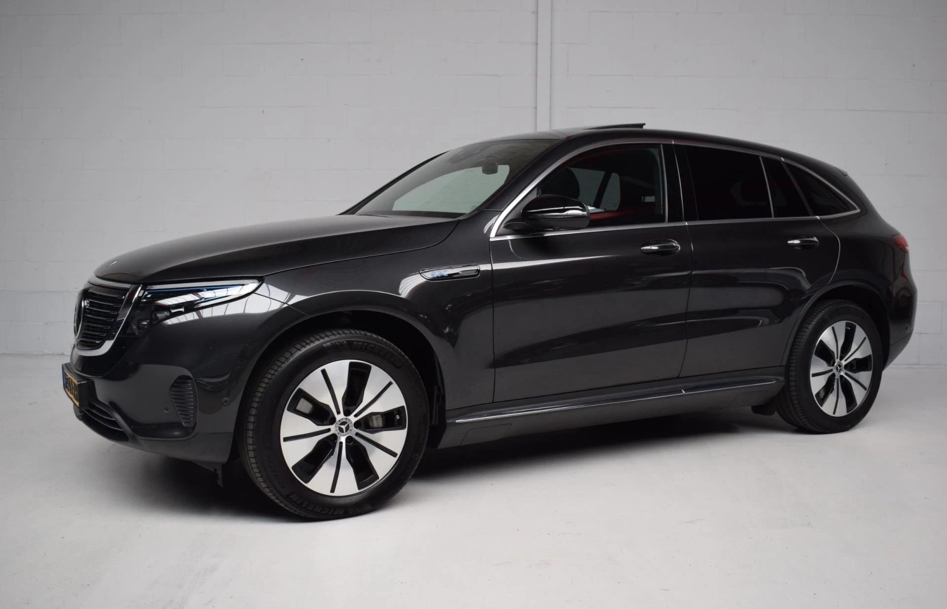Hoofdafbeelding Mercedes-Benz EQC