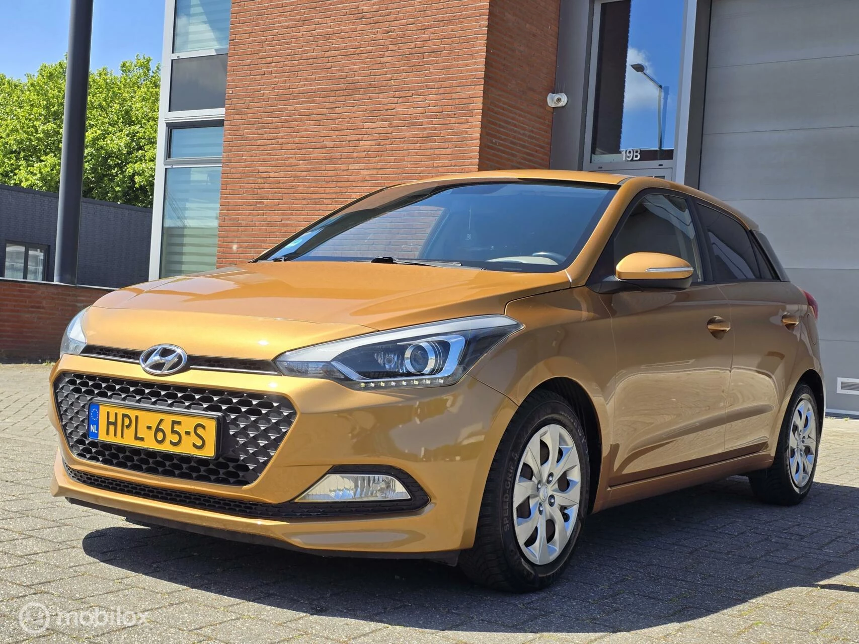 Hoofdafbeelding Hyundai i20