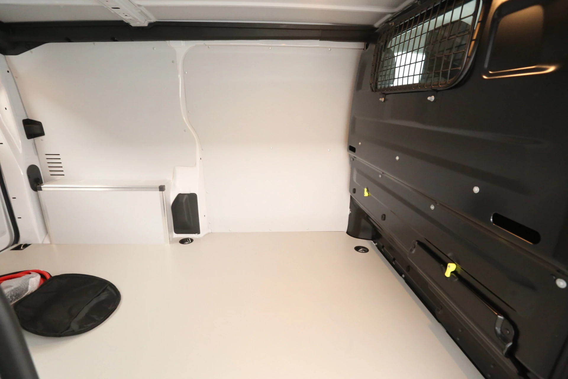 Hoofdafbeelding Peugeot e-Expert